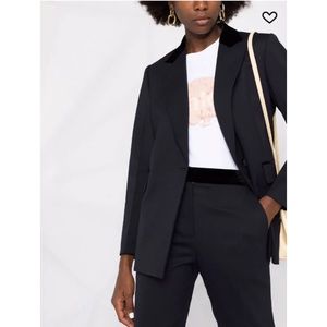 ❌❎SOLD❌sandro Tuxe blazer in T34 black gently worn. Tuxe pants sold separately.